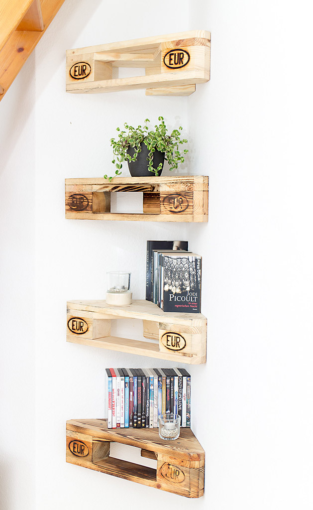 Bestseller-Möbel : 4er Set Eckregal aus Palettenholz ...