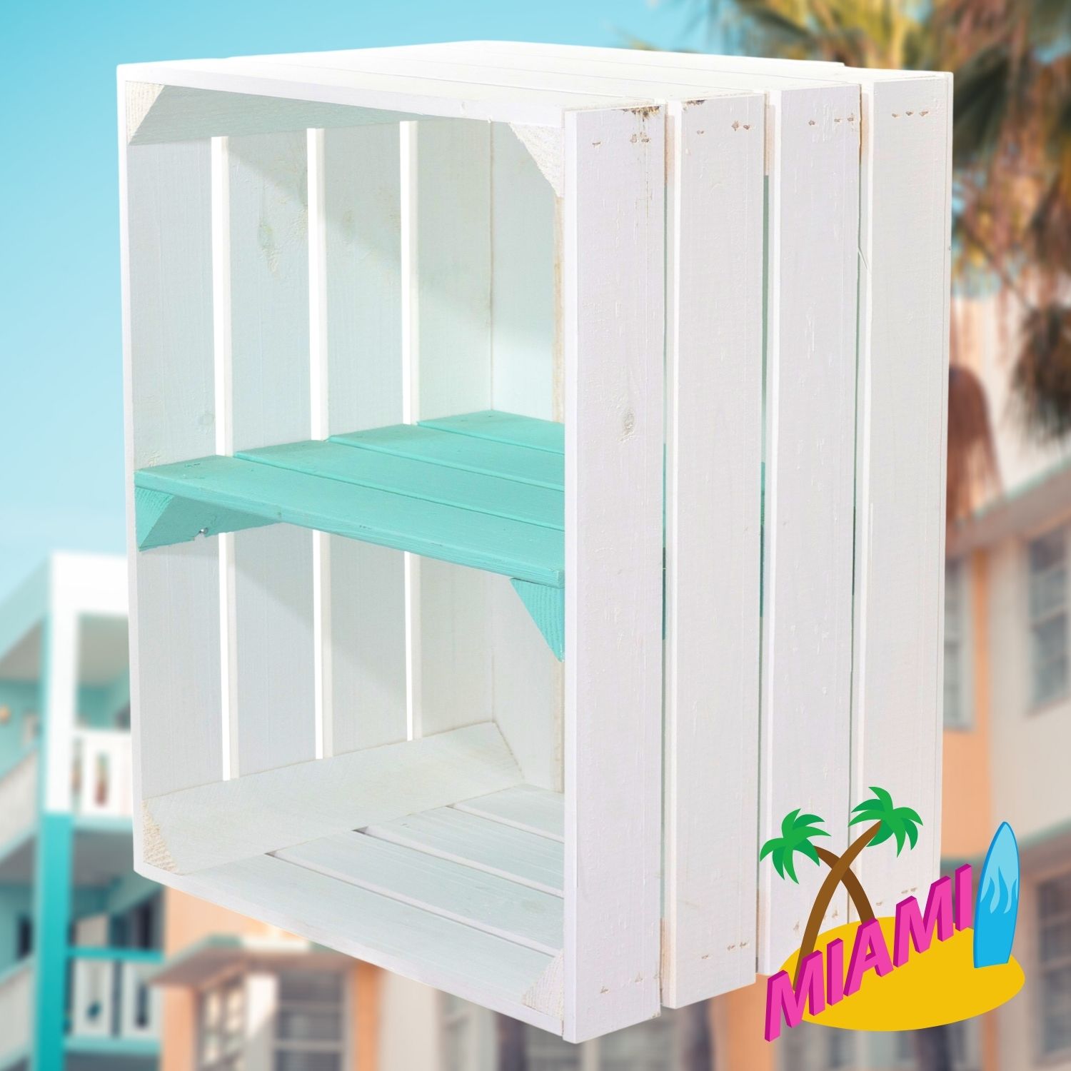 Weiße Obstkiste mit türkisem Mittelbrett -quer- 50 x 40 x 30cm Weiße Obstkiste mit türkisem Mittelbrett -quer- 50 x 40 x 30cm