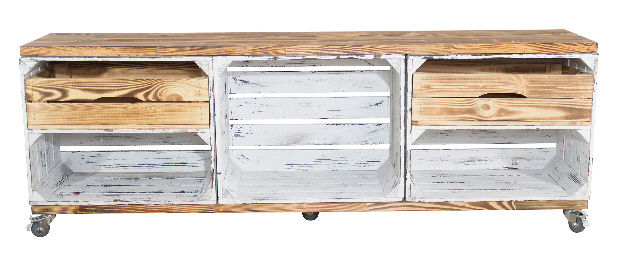 TV Schrank aus 3 Kisten in shabby weiß mit 2 geflammten Schubladen sowie 2 geflammten Bohlenbrettern auf Rollen, 150x53x30 TV Schrank aus 3 Kisten in shabby weiß mit 2 geflammten Schubladen sowie 2 geflammten Bohlenbrettern auf Rollen, 150x53x30