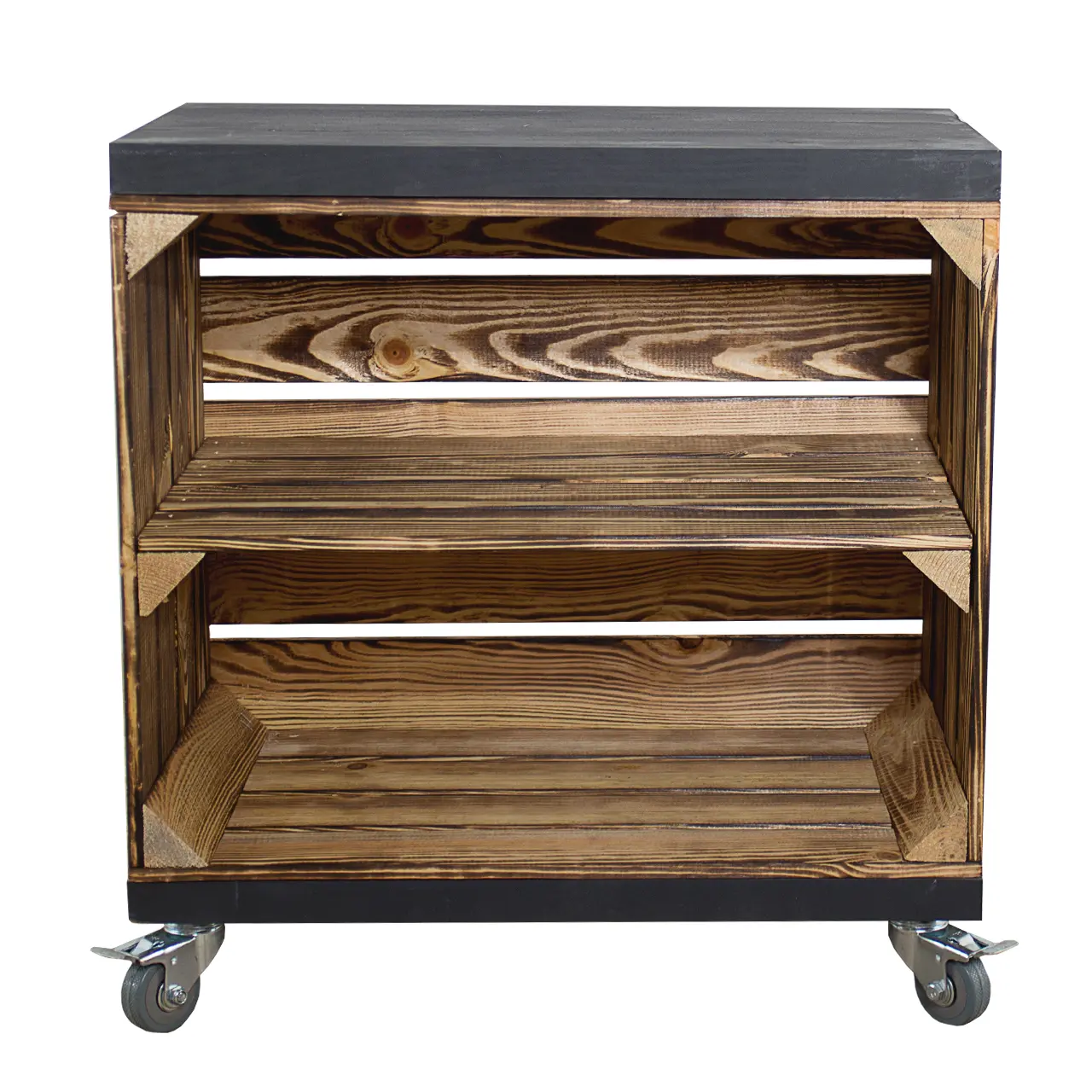 Regal aus einer geflammten Obstkiste mit Mittelbrett und zwei Bohlenbrettern in Schwarz, auf Rollen 53x50x30cm Regal aus einer geflammten Obstkiste mit Mittelbrett und zwei Bohlenbrettern in Schwarz, auf Rollen 53x50x30cm