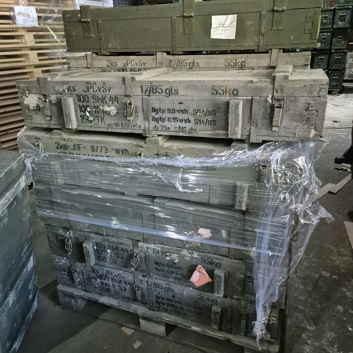 Neue lange Munitionskiste B-WARE 118x38x22cm