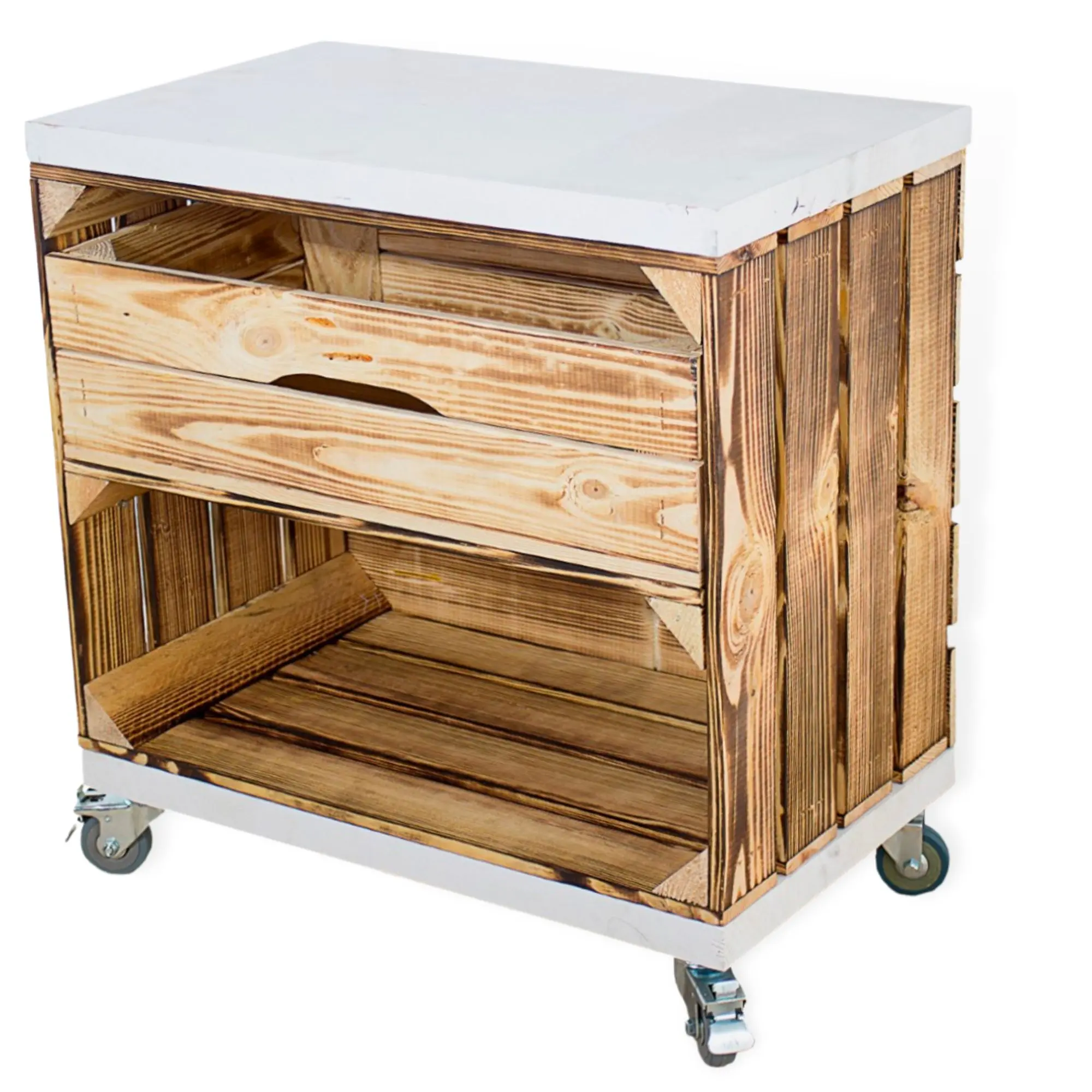 Regal aus einer geflammten Obstkiste mit einer Schublade und zwei Bohlenbrettern in Weiß, auf Rollen 53x50x30cm Regal aus einer geflammten Obstkiste mit einer Schublade und zwei Bohlenbrettern in Weiß, auf Rollen 53x50x30cm