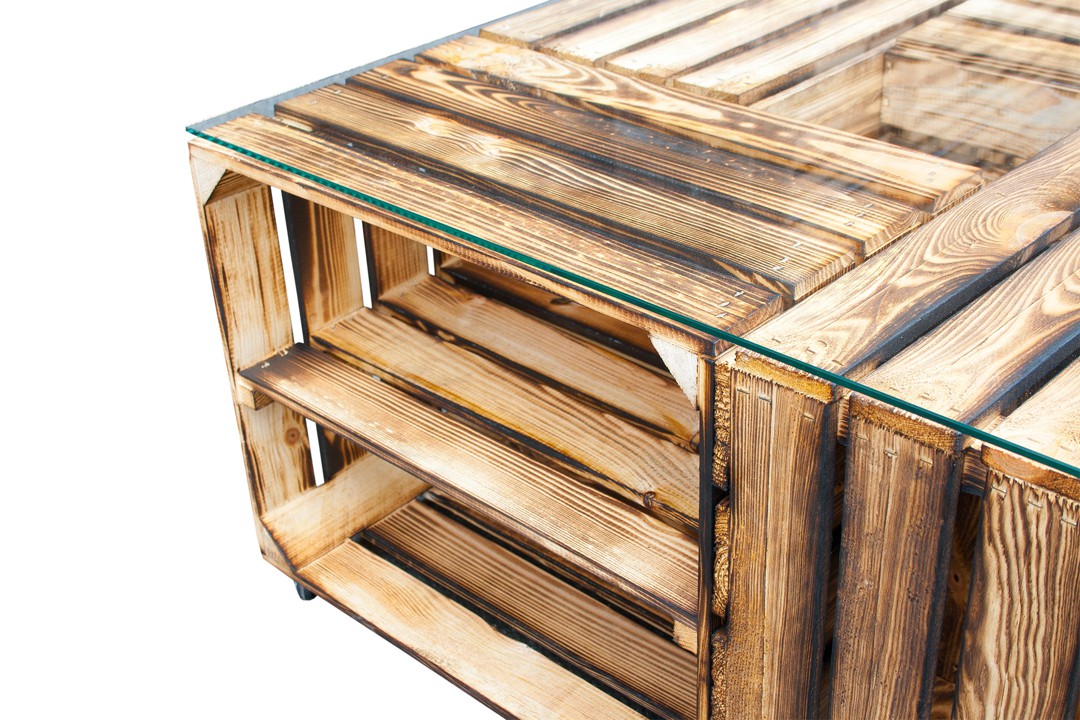 Tisch aus geflammten Schuhkisten - ohne Glas - 81x81x44cm Tisch aus geflammten Schuhkisten - ohne Glas - 81x81x44cm