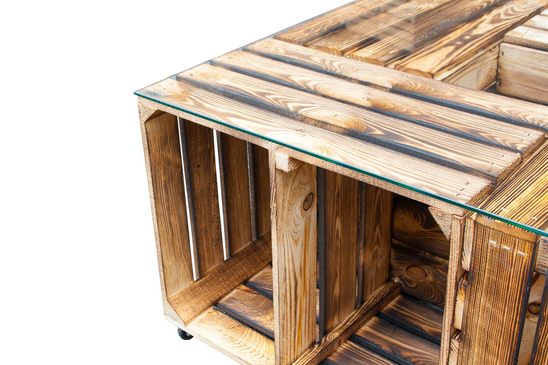 Tisch aus geflammten Schuhkisten - ohne Glas - 81x81x44cm Tisch aus geflammten Schuhkisten - ohne Glas - 81x81x44cm