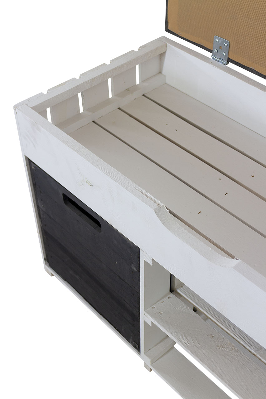 Gepolstertes, weißes Sitzregal mit Stauraum durch praktische schwarze Holzkiste / Regalboden / 90x52x39cm