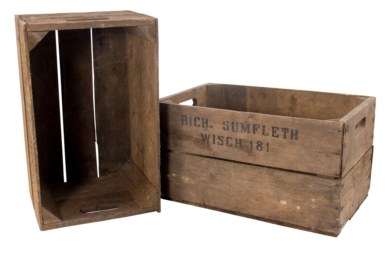 B-Ware Alte Birnenkiste mit zwei Seitenbrettern 49x30x28cm 4x Birnenkiste mit 2 Seitenbrettern 49x30x28cm