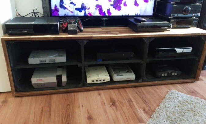 Holzkiste als Regal in Schwarz 50x40x30cm