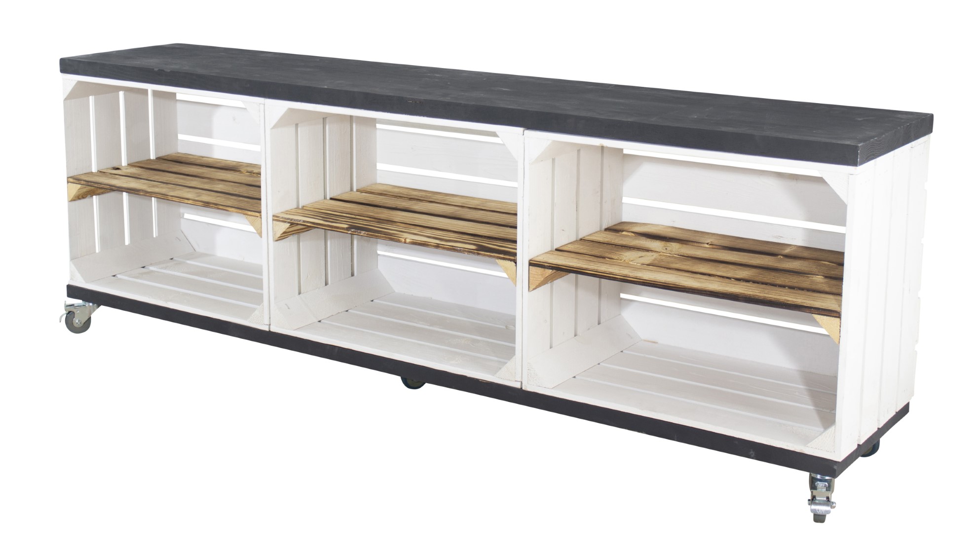 TV Lowboard aus 3 weißen Kisten mit geflammtem Mittelbrett sowie 2 schwarzen Bohlenbrettern auf Rollen 53x150x30 TV Lowboard aus 3 weißen Kisten mit geflammtem Mittelbrett sowie 2 schwarzen Bohlenbrettern auf Rollen 53x150x30