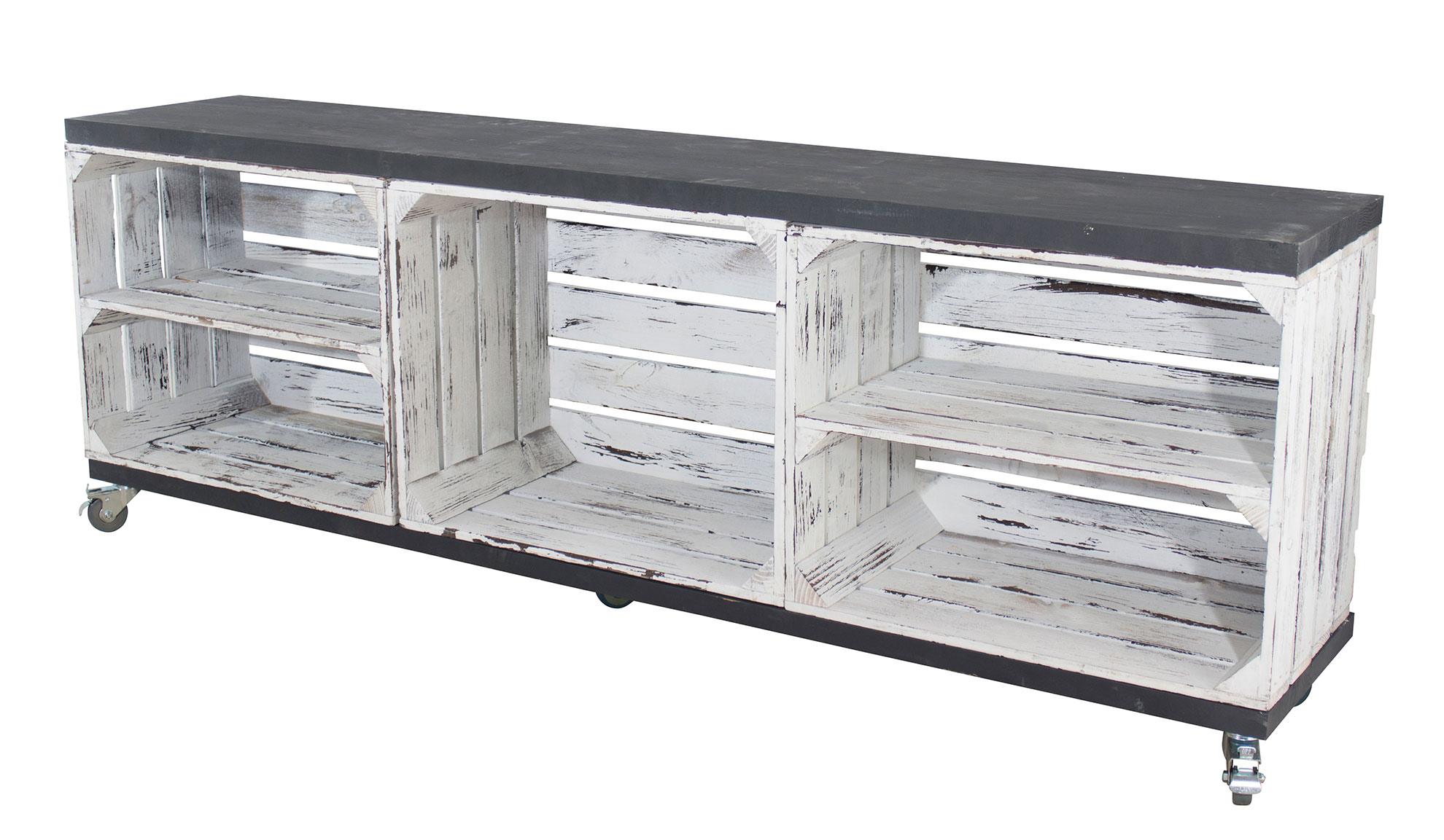 TV Schrank aus 3 Kisten in grau vintage mit 2 Bohlenbrettern in schwarz auf Rollen, 150x53x30 TV Schrank aus 3 Kisten in grau vintage mit 2 Bohlenbrettern in schwarz auf Rollen, 150x53x30